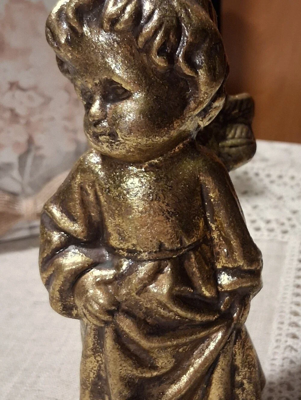 VTG Angel Cherub Figurine Statue Molded Plaster/Resin Gold Gilt Christmas Decor